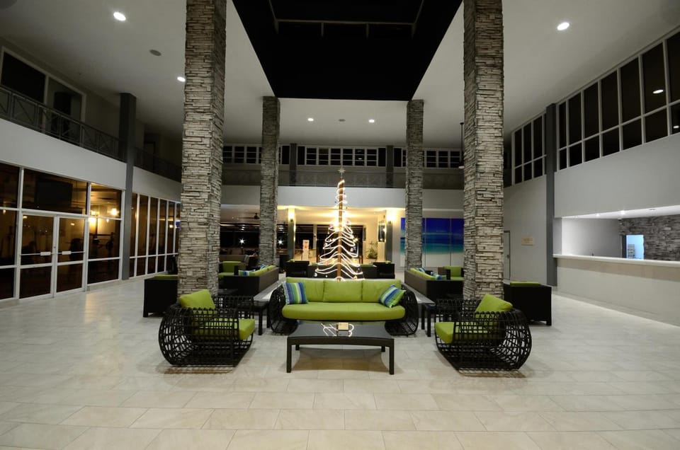 Shared lounge/TV area