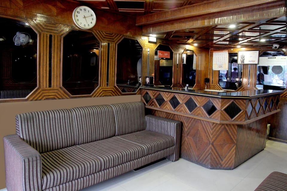 Hotel Raj Hotel in Maharashtra