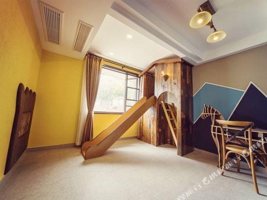 Youjing Hostel Hotel in Hangzhou