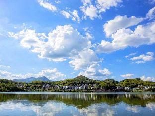 No Mountain House Hotel in Hangzhou