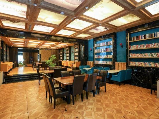 Yunyi Urban Boutique Stay (Tonglu Central Plaza) Hotel in Hangzhou