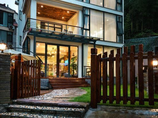 Baiyun Shanzhuang Hostel Hotel in Hangzhou