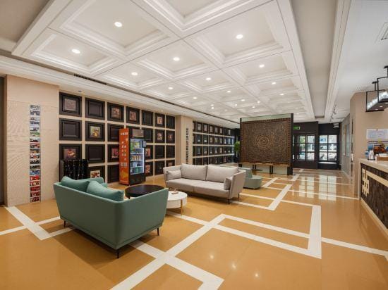 LONGWINHOTEL Hotel in China