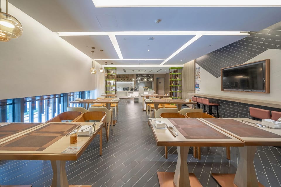 CHAMJOY Hotel (Quzhou High-Speed Railway Station) Hotel in Zhejiang