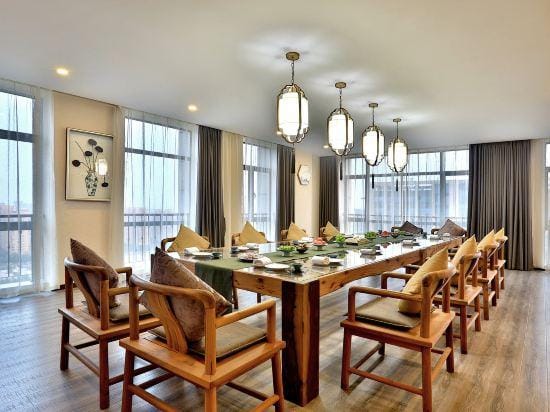 Oriental Hotel Hotel in Zhejiang