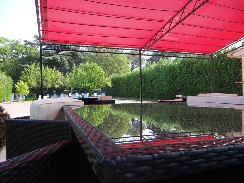 Domaine Du Val De Ceze Hotel in Provence-Alpes-Côte d'Azur