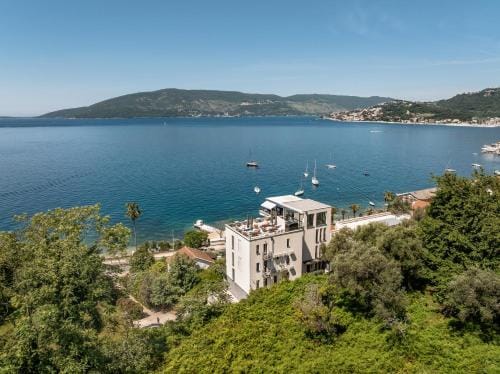 SkyView apartments Hotel in Kotor Municipality