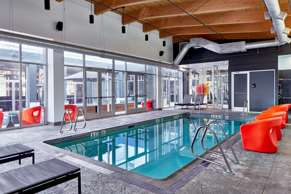 Swimming pool