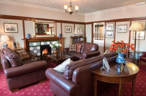 The Royal Hotel Cromarty Hotel in Cromarty