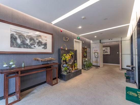 Deep Blue City Hostel Hotel in Zhejiang