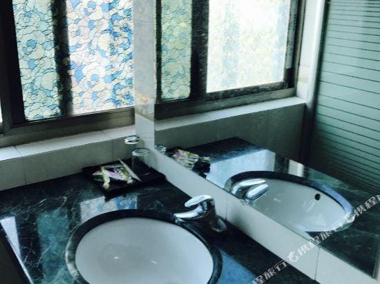 Ningbo Hongrun Hotel Hotel in Zhejiang