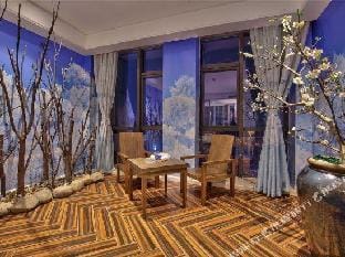 Baina Hotel (Ningbo Laowaitan Shuguang Metro Station Branch) Hotel in Zhejiang