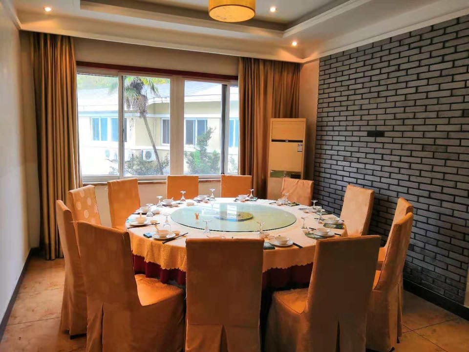 Ningbo Yuanbao Villa Hotel in Zhejiang