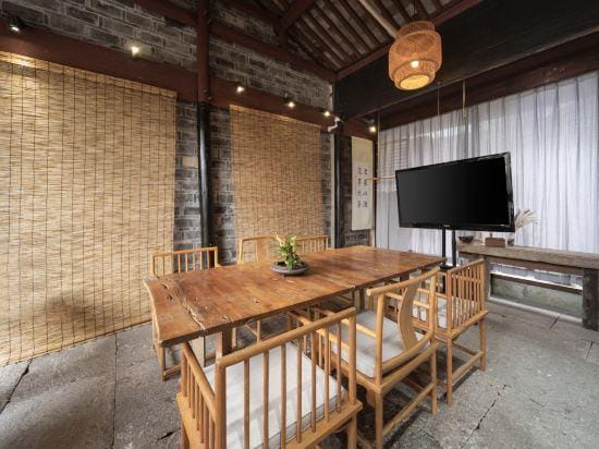 Cishe Meixue Hostel (Ningbo Cihupan) Hotel in Zhejiang