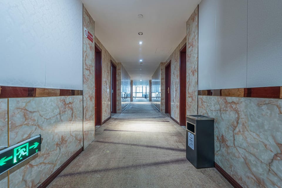 Tonghui Business Hotel Hotel in Zhejiang