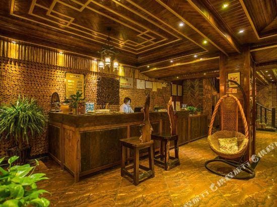 Fengweizhu Inn Hotel in Laos