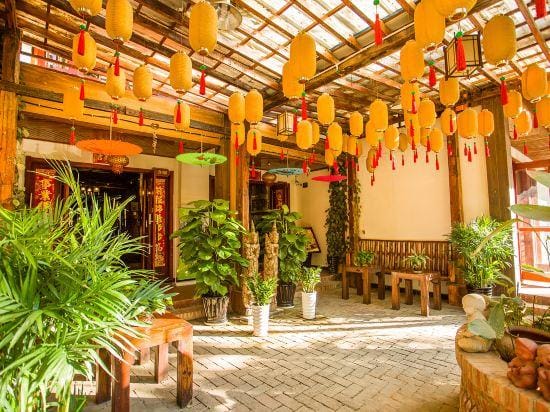 Fengweizhu Inn Hotel in Laos