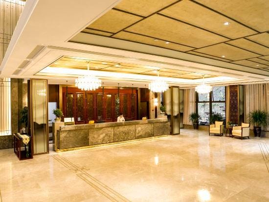 Zhejiang Provincial Federation of Trade Unions Shuanglong Workers Sanatorium Hotel in Hangzhou