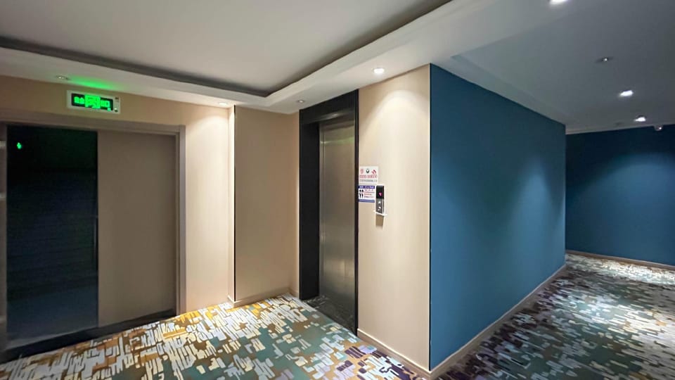 Old Street  Hotel (Jinhua High-speed Railway Station Zhejiang Normal University South Gate) Hotel in Zhejiang