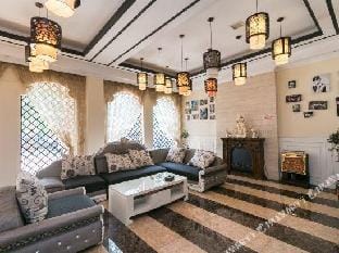 Jinhua Edinburgh Theme Hotel Hotel in Zhejiang