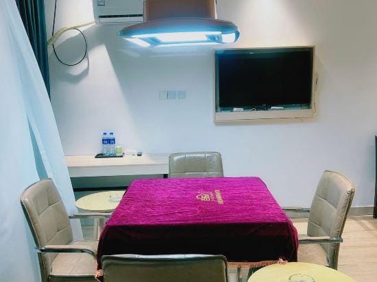 Park Hotel (Jinhua High-speed Railway Station South Square) Hotel in Zhejiang