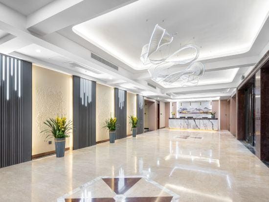 Tingquan Haina Hotel (Jinhua Vocational and Technical College) Hotel in Zhejiang