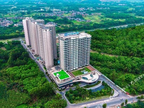 Four Seasons Evian Town Hotel in Guangzhou