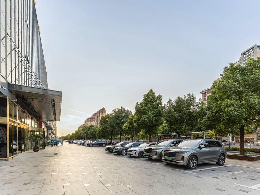 Huainan Gymnasium Industry and Trade Vocational and Technical College JAMES JOYCE COFFETEL Hotel in Jiangsu