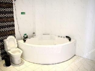 Golden Harbor Hotel Hotel in Jiangsu