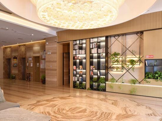 VX Hotel (Hefei Railway Station North Square Zhusi Beach Subway Station) Hotel in Jiangsu