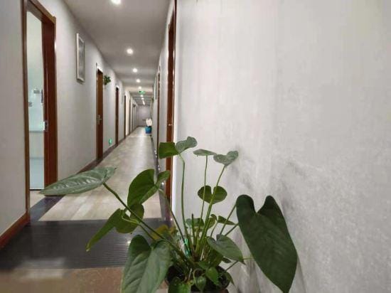 Yiju Hotel (Fuchunjiang Road) Hotel in Zhejiang