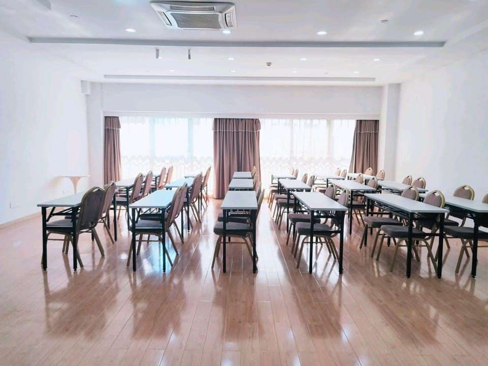 Homeinn Hotel (Ningbo Railway Station Lianfeng Middle Road) Hotel in Zhejiang