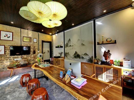 Nancy Chalets Hotel in Guangzhou