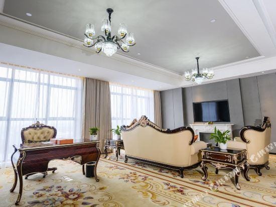 Hefei Guangfu Chenmao Hotel (High-tech Zone West Bus Station Subway Station) Hotel in Jiangsu