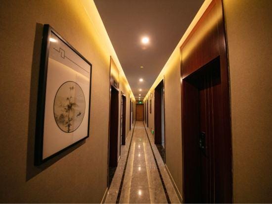 Jiuhua Airport Hotel Hotel in Jiangsu