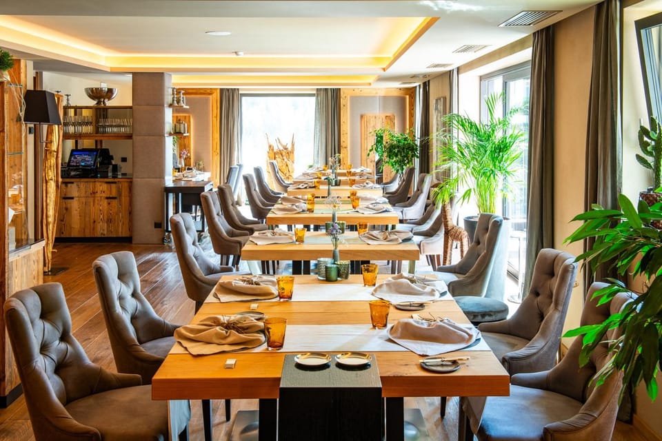 Hotel Montchalet Hotel in Ortisei