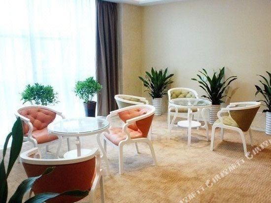 A Home Hotel (Changzhou Wujin Chunqiu Yancheng Textile City) Hotel in Suzhou