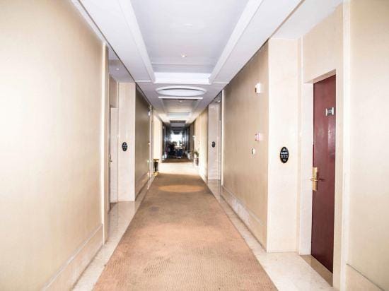 A Home Hotel (Changzhou Wujin Chunqiu Yancheng Textile City) Hotel in Suzhou