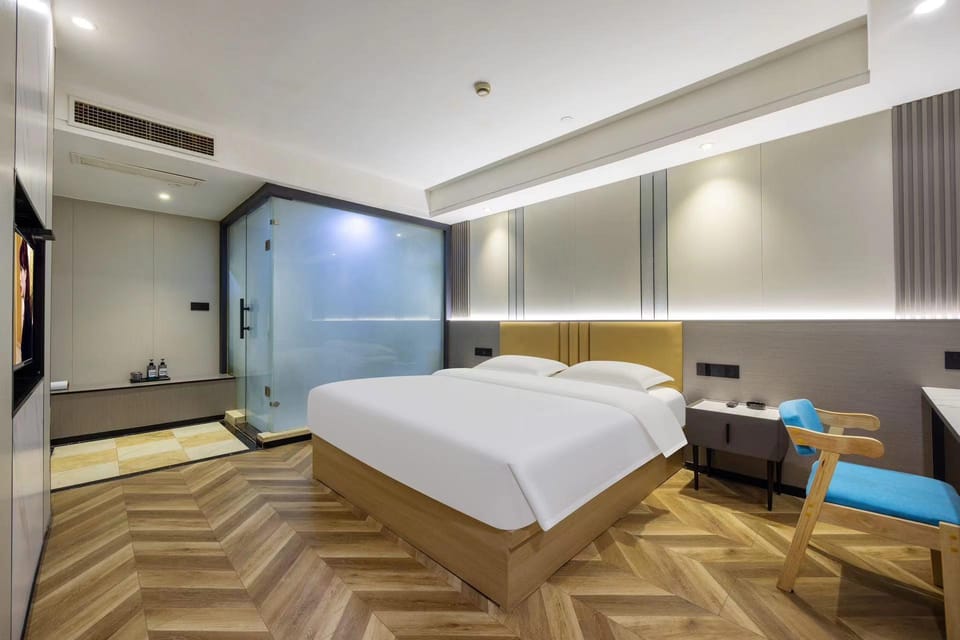 Homeinn Pebble Hotel (Chunxiao Wanren Beach) Hotel in Zhejiang