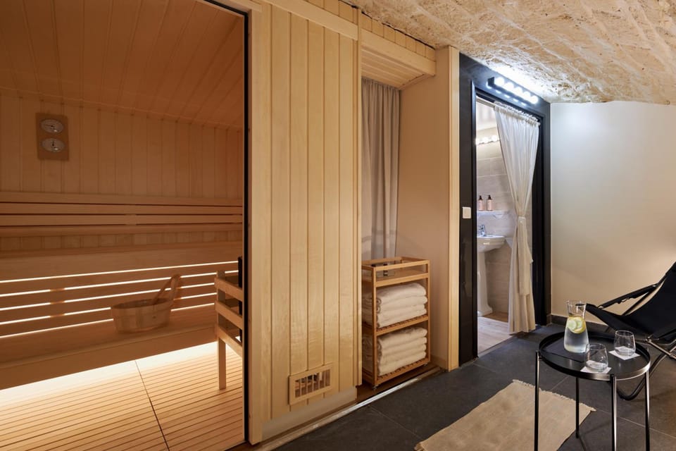 Hotel Les Theatres Hotel in Paris