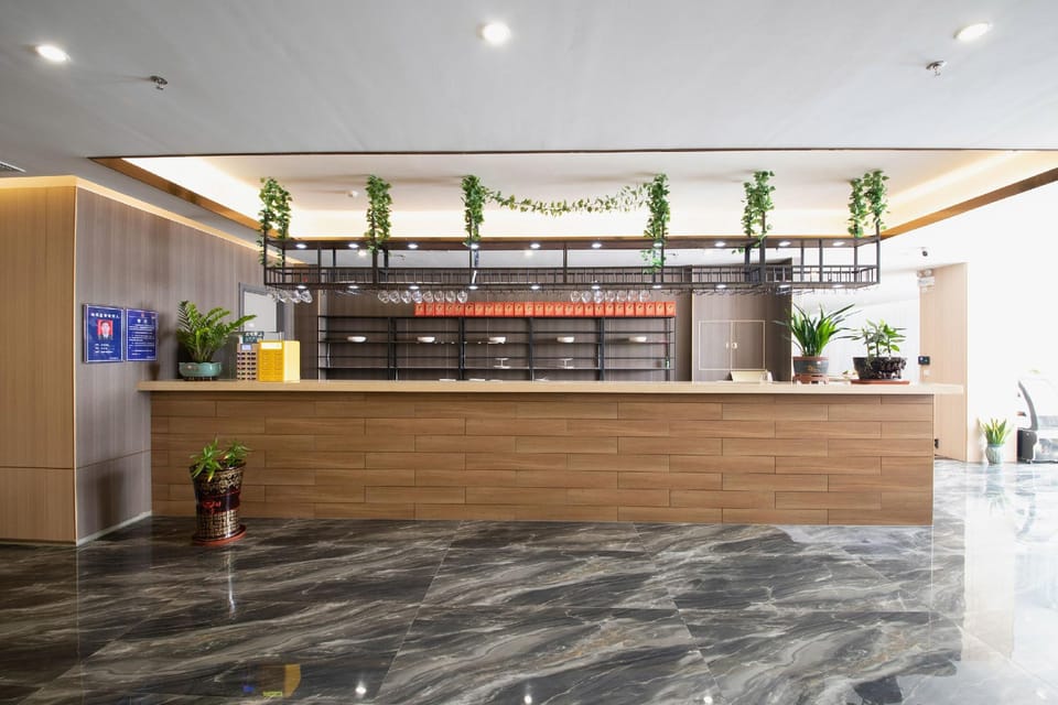 Dongguan Bolun Hotel Hotel in Guangzhou