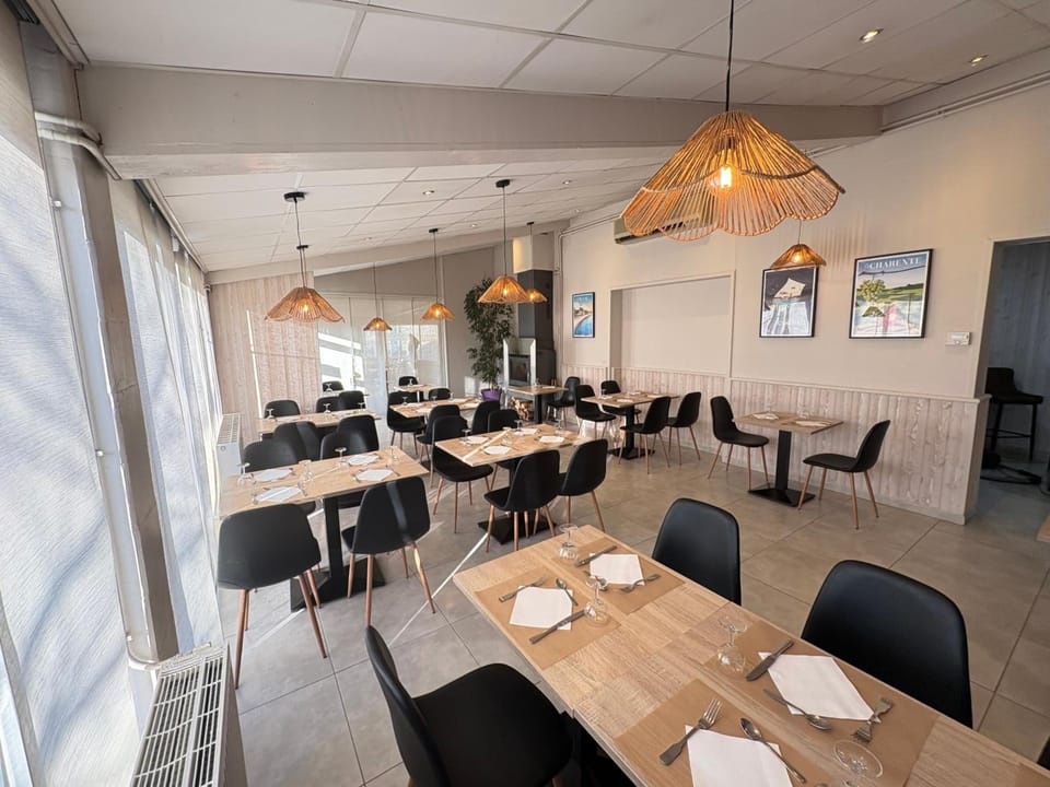 Logis Hotel L'Oliveraie Hotel in Cognac