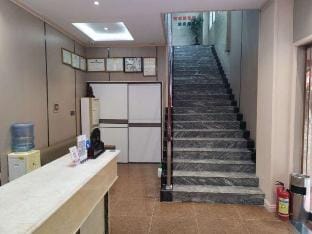 Pearl lake hotel, bengbu Hotel in Jiangsu