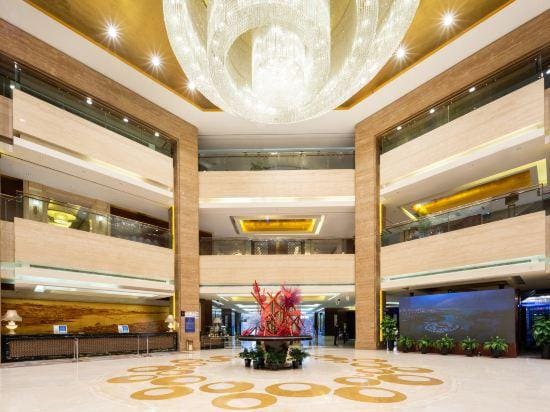 Howard Johnson Nanshan Plaza Bengbu Hotel in Jiangsu