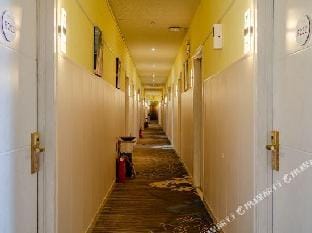 Hello Light Hotel (Bengbu Railway Station Mingyue Hotel) Hotel in Jiangsu