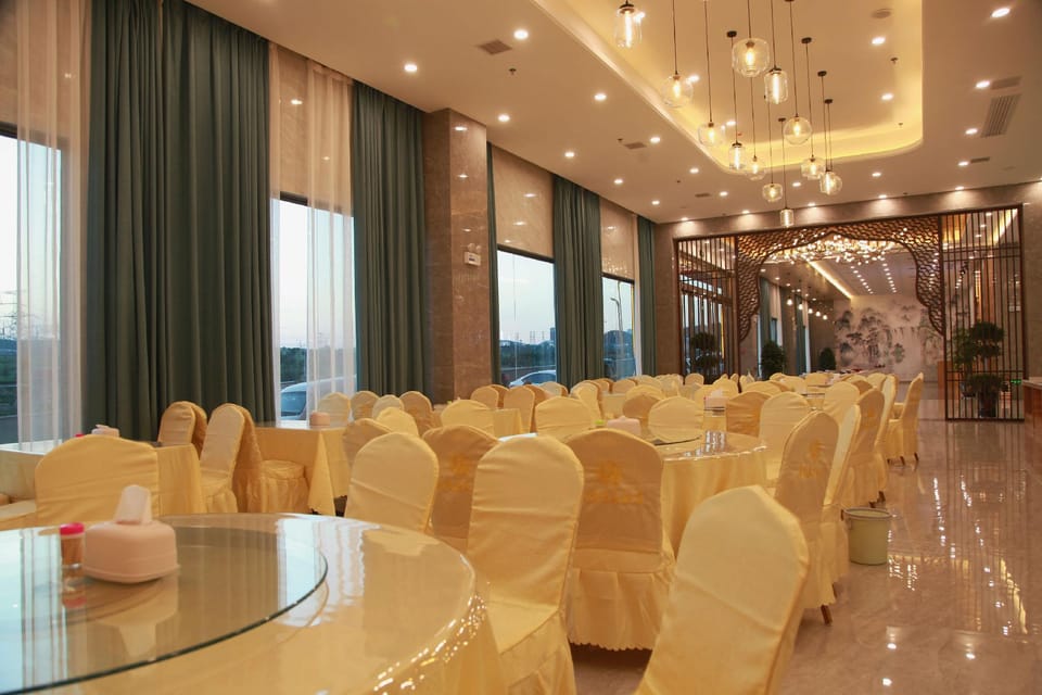 Xinyue Hot Spring Hotel Hotel in China