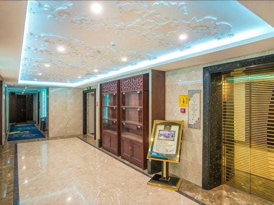 Qianbaidu Hotel Hotel in China