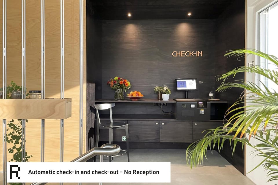 Riva Rooms & Studios - Check-In 24hr Hotel in Locarno