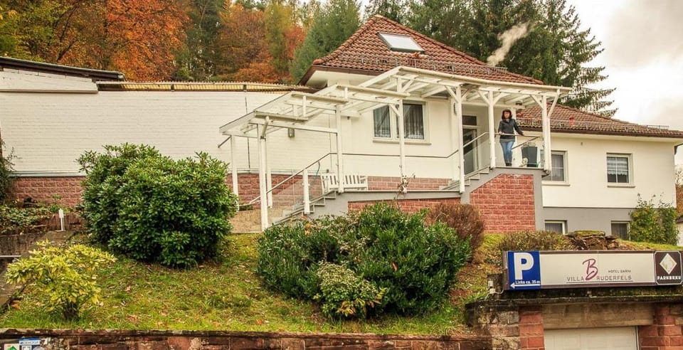 Villa Bruderfels, Garni Hotel in Rhineland-Palatinate