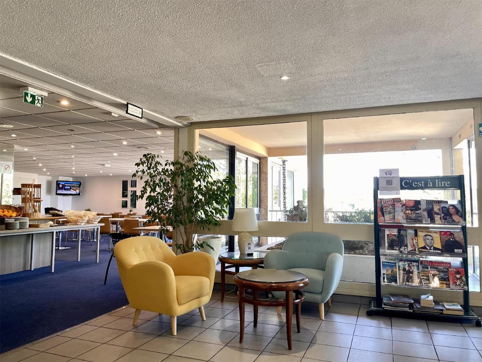 Kyriad Nemours Darvault Hotel in Île-de-France